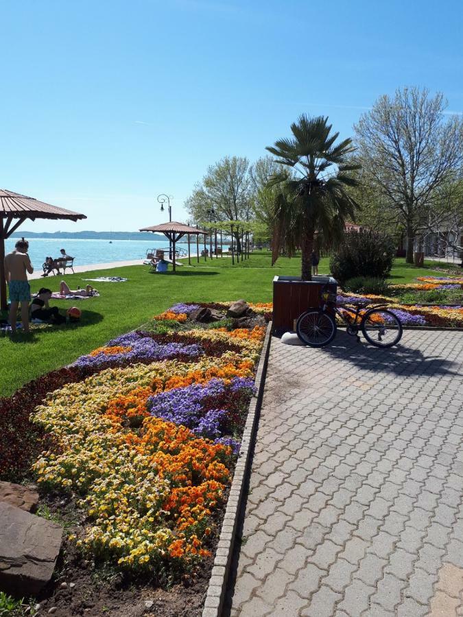 Country House Balaton Paloznak Esterno foto
